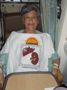 Mom_w_Tshirt